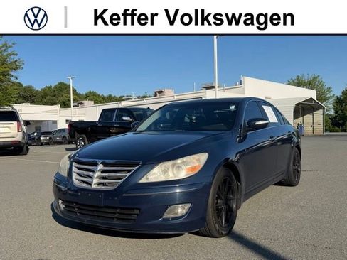 Used 2009 Hyundai Genesis 3.8 w/ Premium Pkg 2 RWD image 1