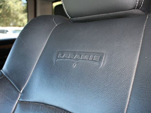 Used 2014 RAM 1500 Laramie RWD image 23