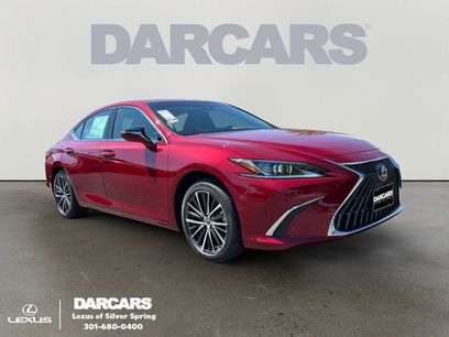 New 2025 Lexus ES 300h w/ Premium Package