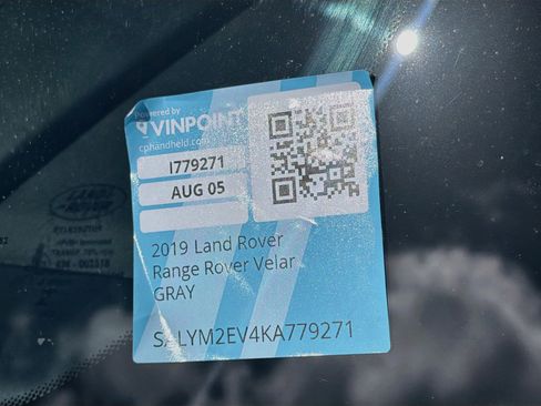 Used 2019 Land Rover Range Rover Velar R-Dynamic HSE AWD/4WD image 38
