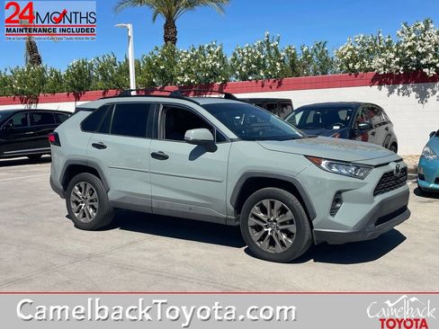 Used 2021 Toyota RAV4 XLE Premium image 1