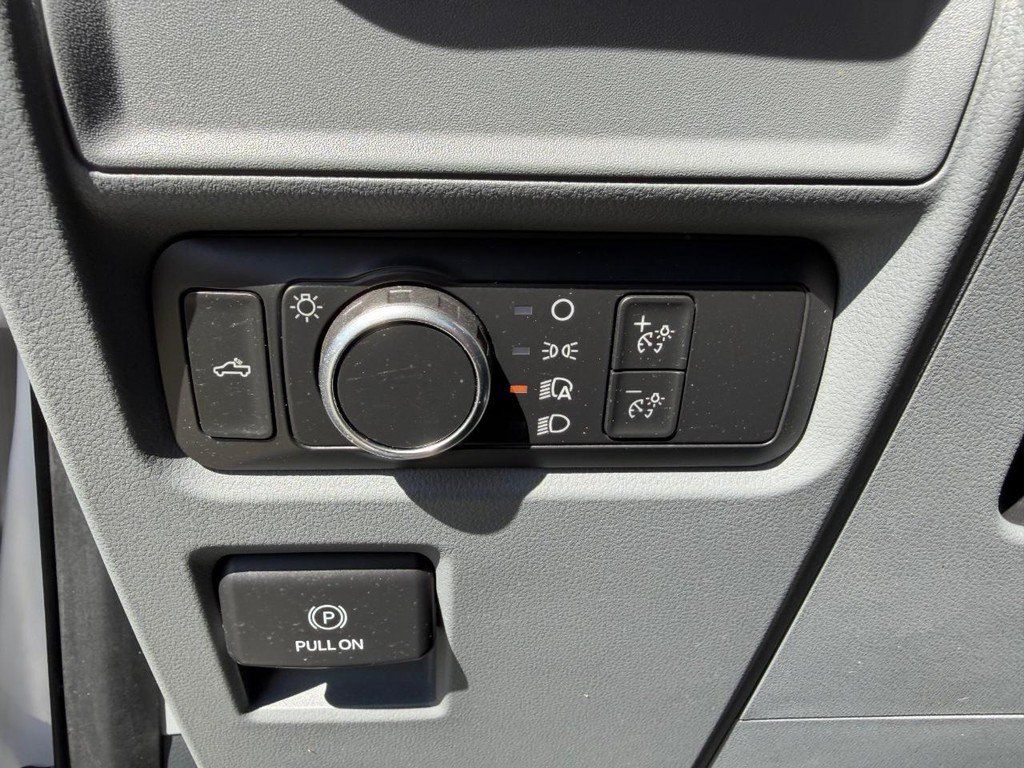 Used 2022 Ford F150 XL w/ Equipment Group 101A High RWD image 29