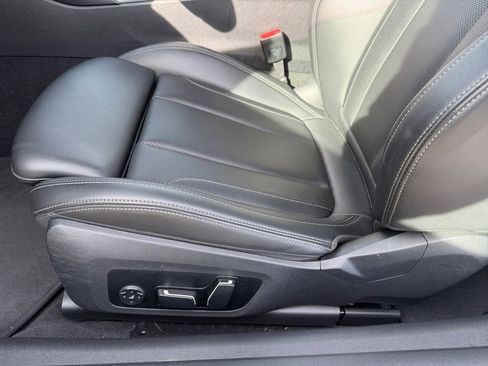 Used 2025 BMW 430i Coupe image 12