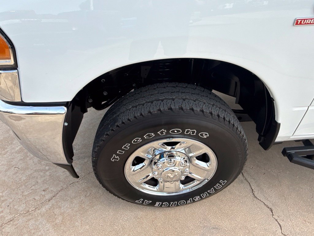 Used 2024 RAM 3500 Tradesman w/ Towing Technology Group AWD/4WD image 22