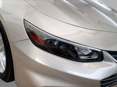 Used 2016 Chevrolet Malibu LT FWD image 26