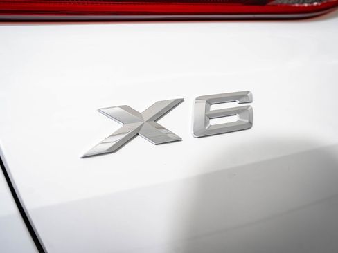 New 2026 BMW X6 xDrive40i w/ Climate Comfort Package image 20