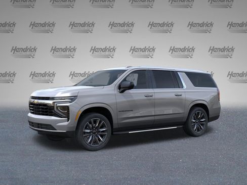 New 2026 Chevrolet Suburban LS RWD image 3