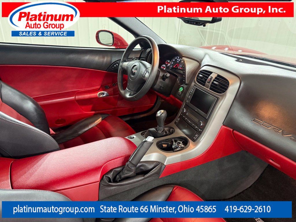 Used 2007 Chevrolet Corvette Coupe w/ Preferred Equipment Group RWD image 32