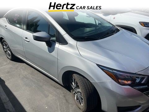 Used 2025 Nissan Versa SV FWD image 1