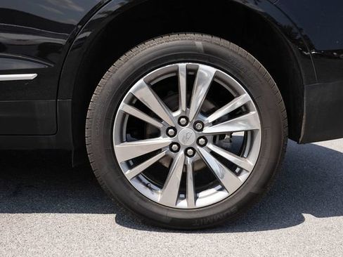 Used 2023 Cadillac XT5 Premium Luxury w/ LPO, Floor Liner Package AWD/4WD image 5
