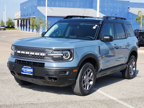 Used 2024 Ford Bronco Sport Badlands w/ Premium Package image 2