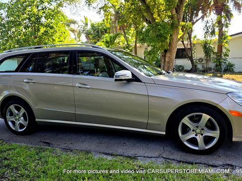 Used 2011 Mercedes-Benz E 350 4MATIC Wagon image 76