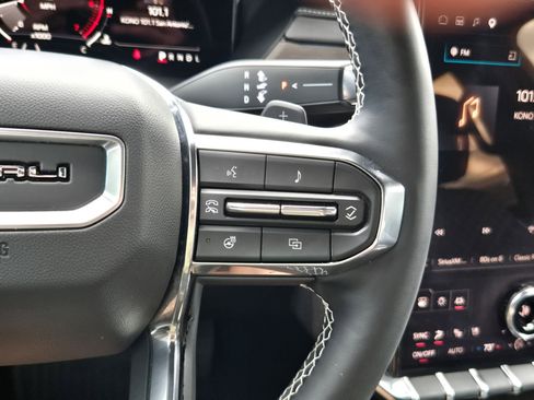 Certified 2024 GMC Acadia Denali FWD image 13