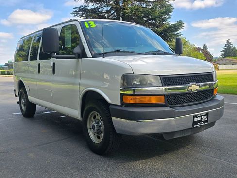 Used 2013 Chevrolet Express 2500 LT w/ LT Preferred Equipment Group RWD image 8