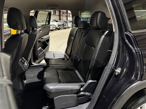 Used 2022 Volkswagen Atlas SE image 18