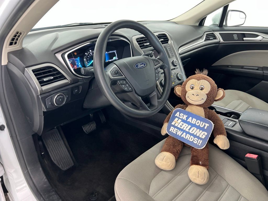 Used 2018 Ford Fusion S FWD image 10