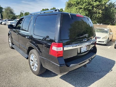 Used 2017 Ford Expedition Limited image 3