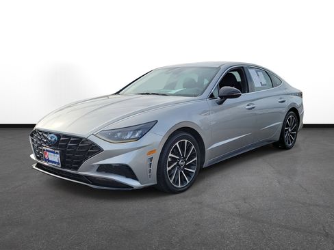 Used 2020 Hyundai Sonata SEL Plus image 2