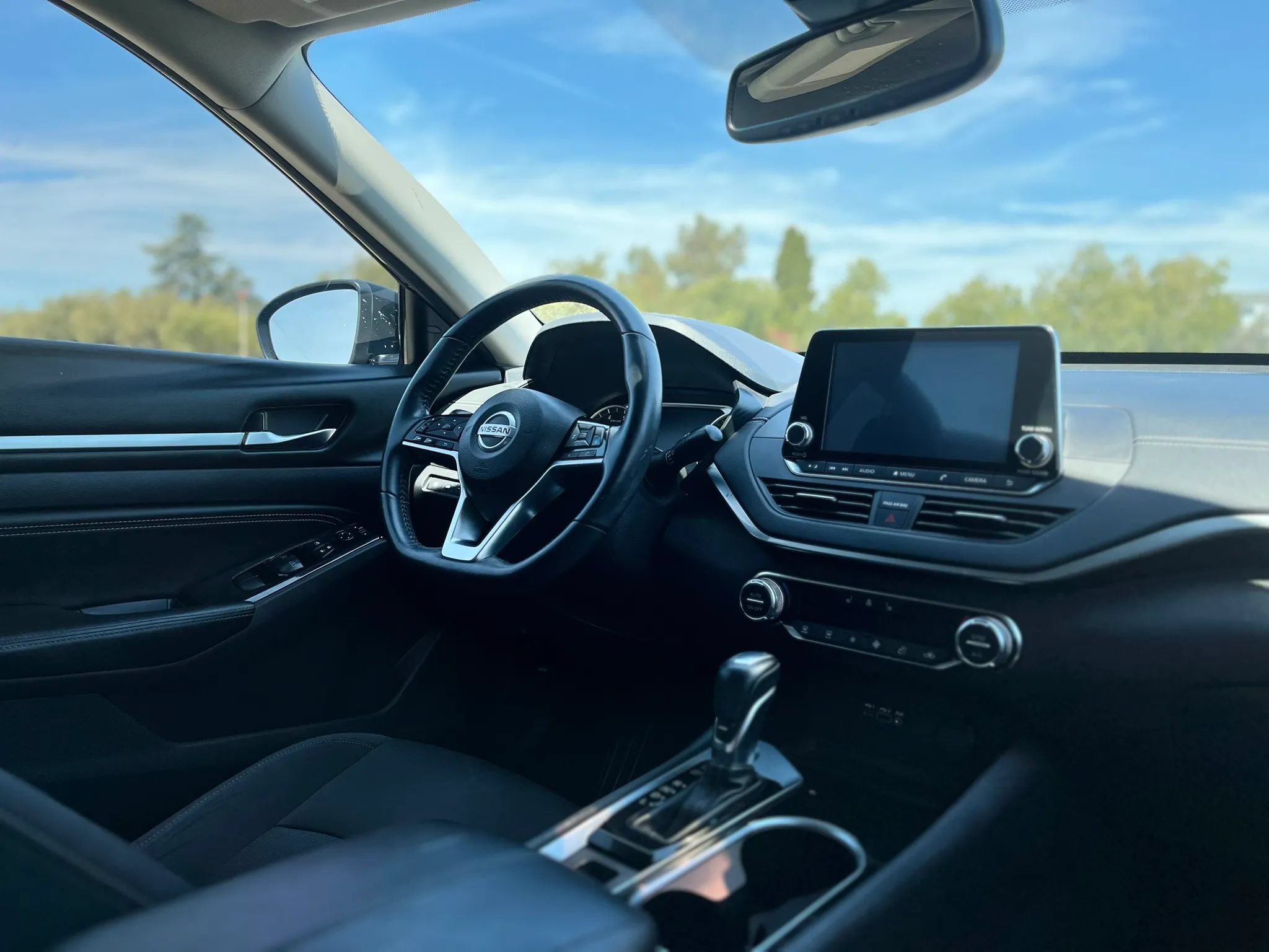 Used 2020 Nissan Altima 2.5 SV AWD/4WD image 15