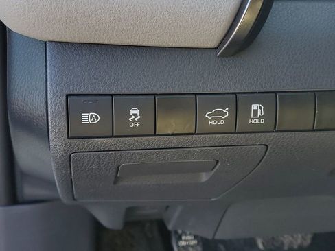 Used 2023 Toyota Camry SE FWD image 14