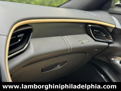 Used 2022 Ferrari Roma image 14