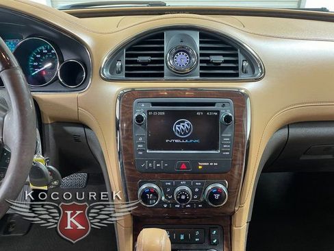 Used 2015 Buick Enclave Leather image 16