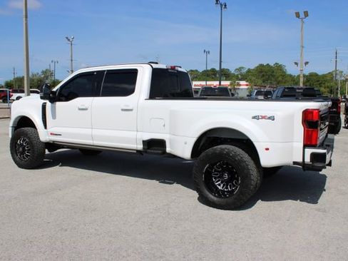 Used 2025 Ford F450 Platinum AWD/4WD image 7