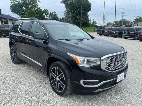Used 2017 GMC Acadia Denali w/ Technology Package AWD/4WD image 7