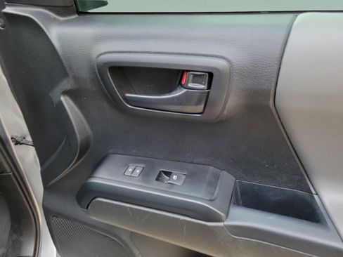Used 2021 Toyota Tacoma SR w/ SR Convenience Package RWD image 20