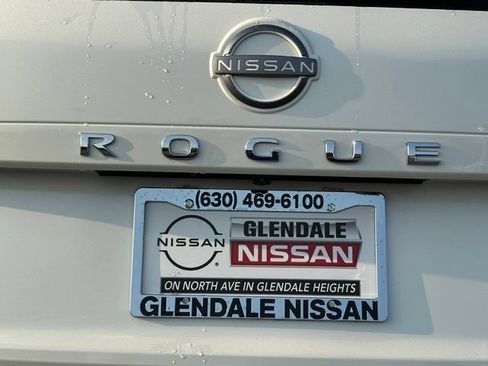 Certified 2023 Nissan Rogue SL w/ SL Premium Package AWD/4WD image 11