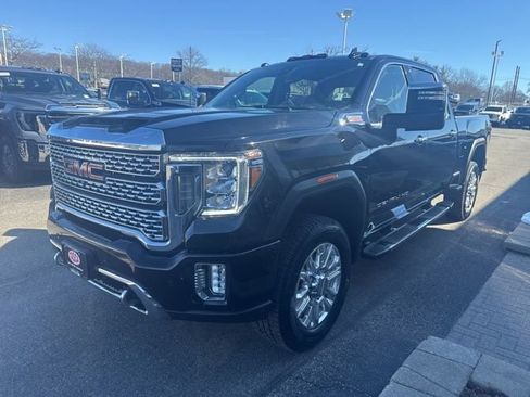 Used 2022 GMC Sierra 2500 Denali image 3