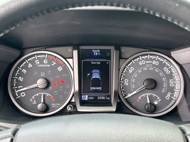 Used 2022 Toyota Tacoma TRD Sport w/ TRD Premium Sport Package AWD/4WD image 43