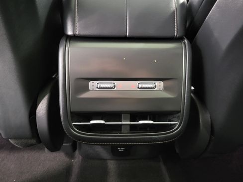 Used 2026 Lincoln Nautilus Reserve AWD/4WD image 25