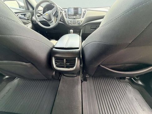 Used 2019 Chevrolet Malibu LT FWD image 26