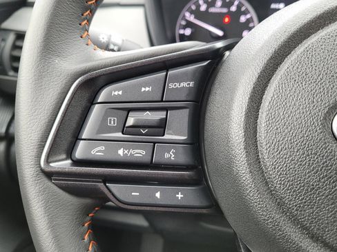 Certified 2025 Subaru Crosstrek 2.5i Limited w/ Crosstrek Mirror Package AWD/4WD image 9