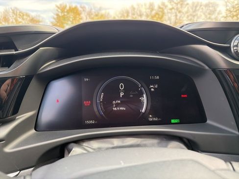 Used 2023 Lexus RZ 450e Premium image 27