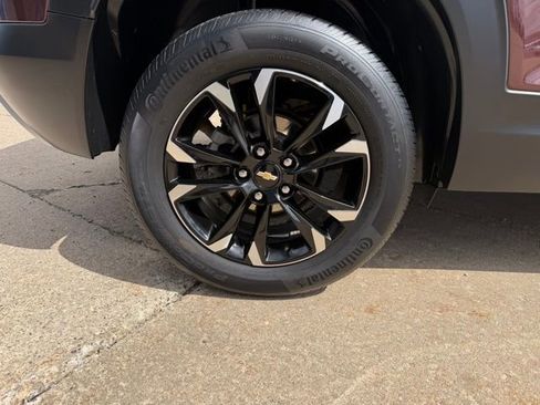 Certified 2023 Chevrolet TrailBlazer LT w/ Convenience Package AWD/4WD image 13