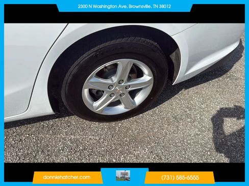 Used 2023 Chevrolet Malibu LS w/ Driver Confidence Package FWD image 9