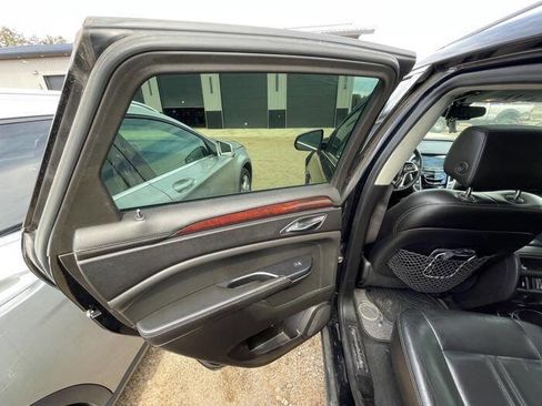 Used 2015 Cadillac SRX Performance image 24