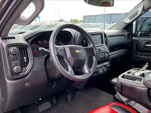 Used 2024 Chevrolet Silverado 2500 Custom w/ Custom Value Package AWD/4WD image 17