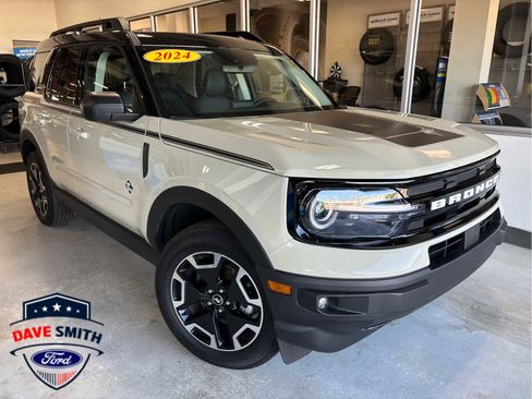 Used 2024 Ford Bronco Sport Outer Banks w/ Tech Package AWD/4WD image 1