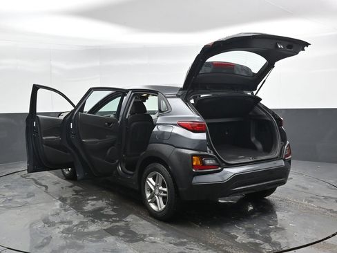 Used 2018 Hyundai Kona SE image 54