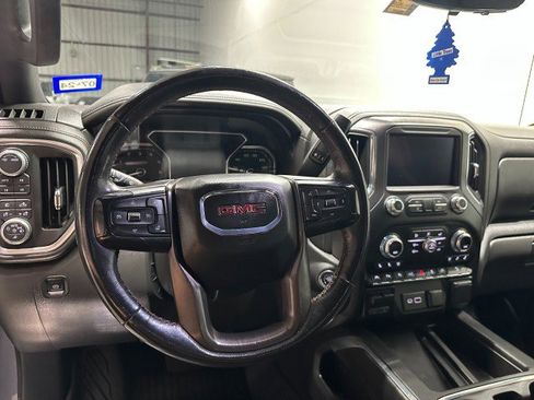Used 2020 GMC Sierra 1500 AT4 w/ AT4 Premium Package AWD/4WD image 13