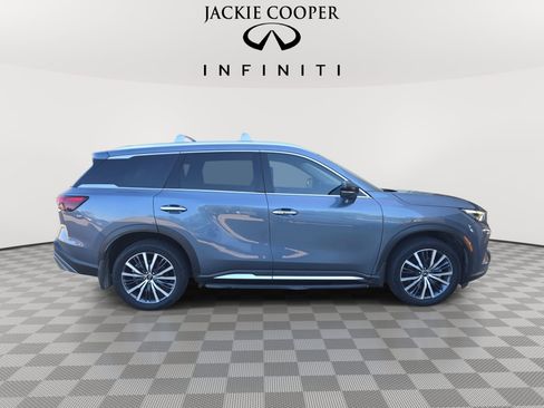 Certified 2023 INFINITI QX60 Sensory w/ Vision Package AWD/4WD image 4