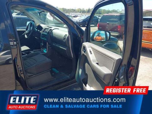 Used 2012 Nissan Pathfinder S image 9
