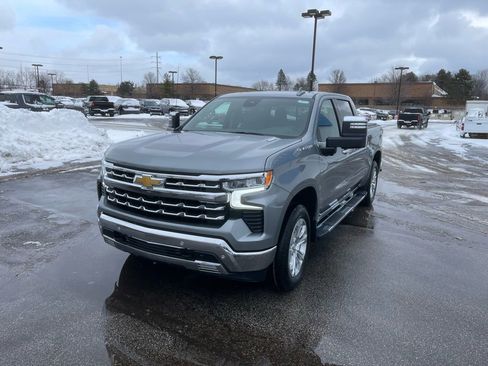New 2026 Chevrolet Silverado 1500 LTZ w/ LTZ Premium Package image 3