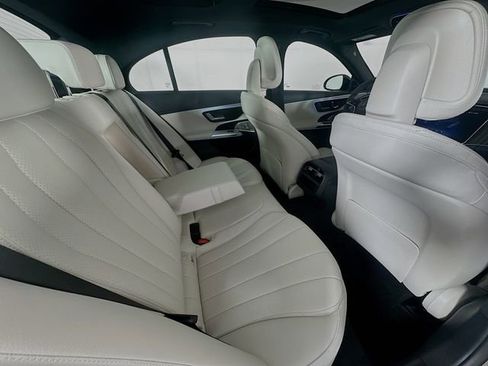 New 2026 Mercedes-Benz E 350 4MATIC Sedan image 27