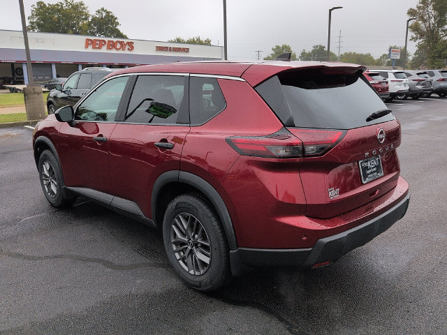 Used 2025 Nissan Rogue S FWD image 5