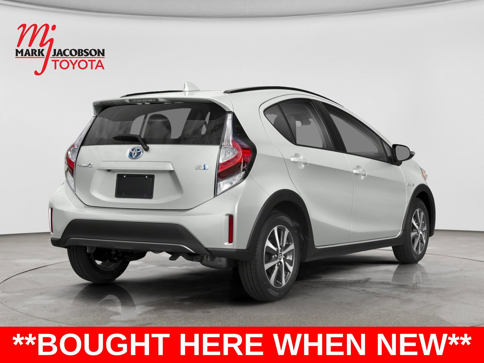 Used 2018 Toyota Prius C Two FWD image 2