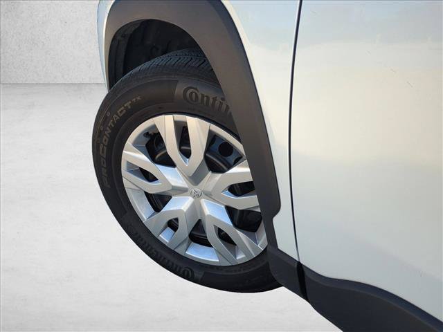 Used 2025 Toyota Corolla Cross L FWD image 10